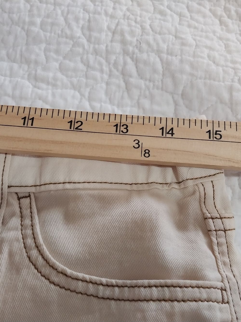 SO High-Rise Cargo Jeans in Cream with Contrast Stitching SIZE M - Picture 11 of 16